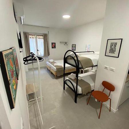 San Dionigi 11 Studio Apartments Mailand Exterior foto